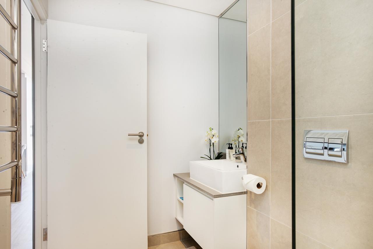 Backup-Powered Trendy Ny City Apartment At Table Mountain Кейптаун Екстериор снимка